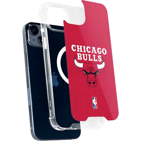 NBA Chicago Bulls Red Distressed iPhone 15 MagSafe Case